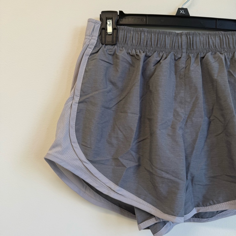 Nike Tempo Womens Heather Running Shorts Atmosphere Gray size medium dri fit new - Picture 5 of 9
